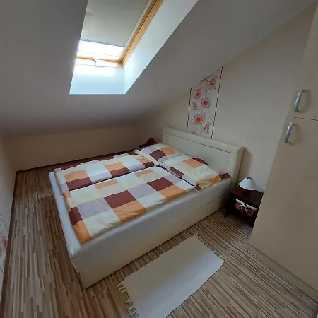 아파트 Oregano Apartman 시오포크