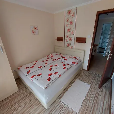 Oregano Apartman 아파트 *