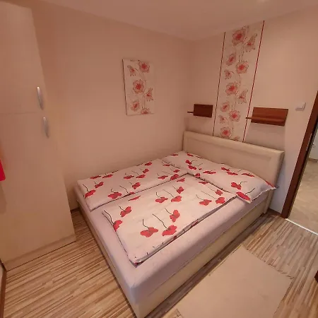 Oregano Apartman 아파트 *