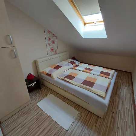 Oregano Apartman 아파트 *