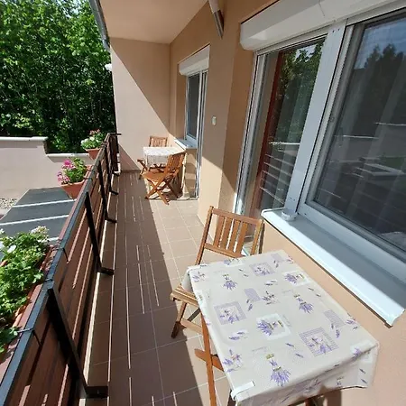 Oregano Apartman